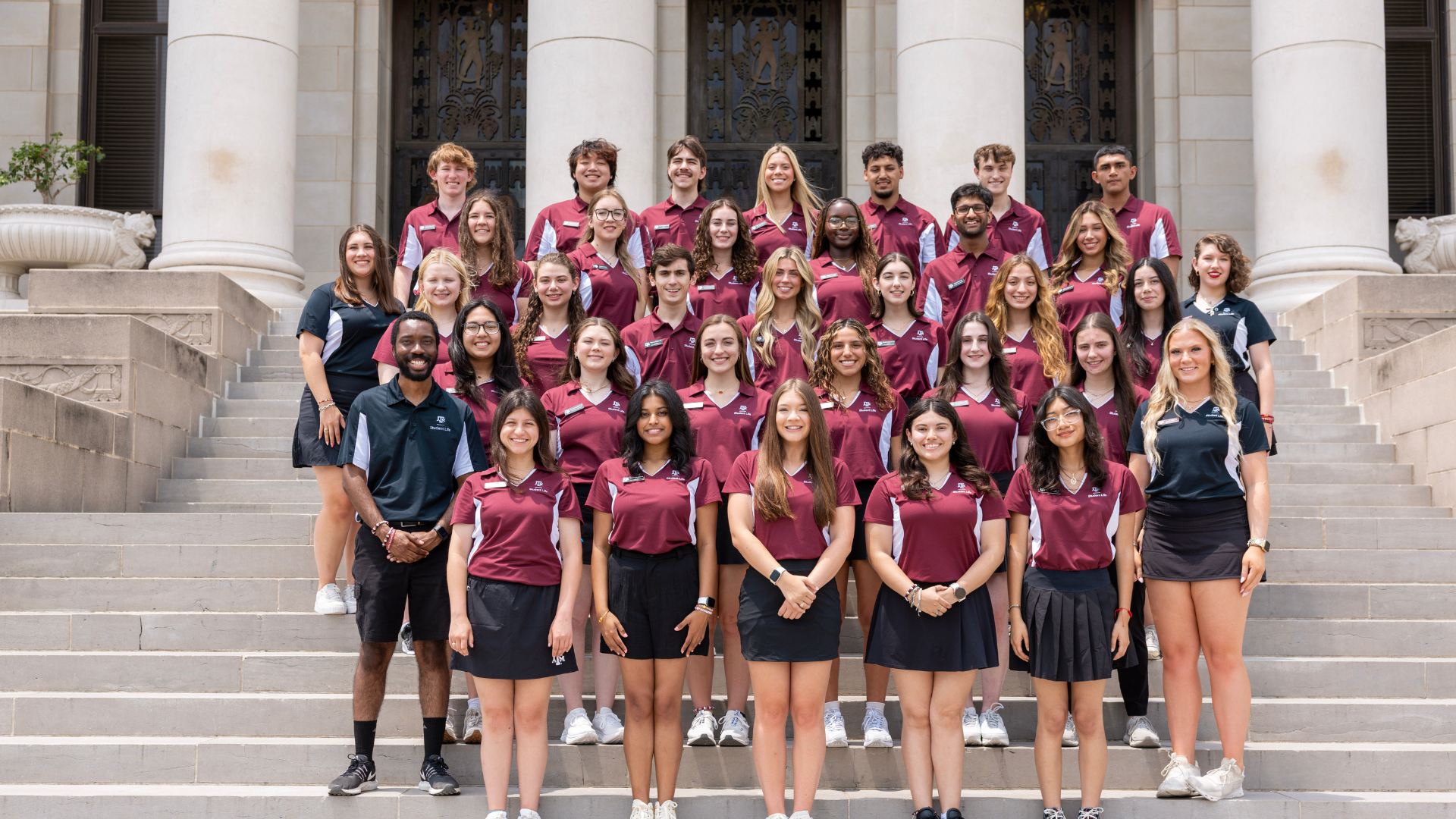 2025 Aggie Orientation Leaders